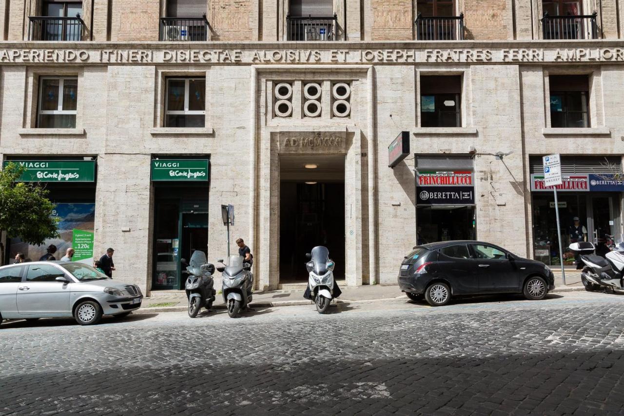 Spa Apartment Via Barberini Rome Buitenkant foto