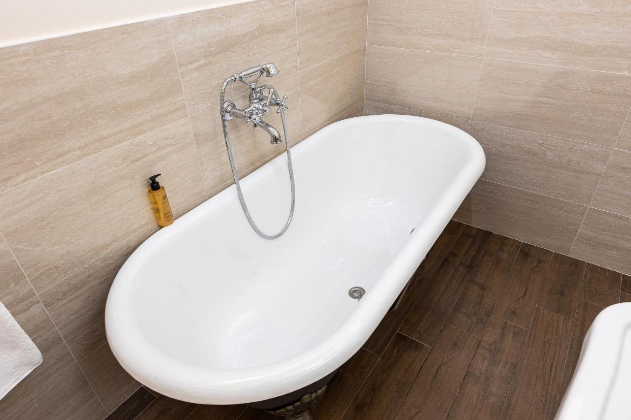 Spa Apartment Via Barberini Rome Buitenkant foto