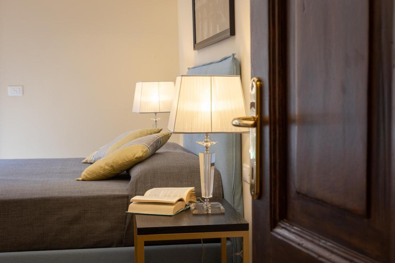 Spa Apartment Via Barberini Rome Buitenkant foto