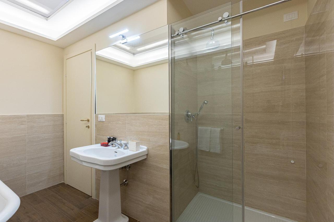 Spa Apartment Via Barberini Rome Buitenkant foto